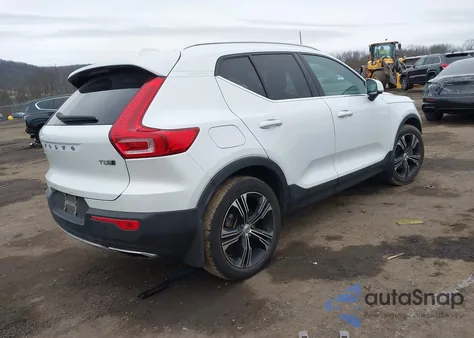 2019 Volvo Xc40 T5 Inscription from USA, damaged, VIN YV4162UL3K2073371